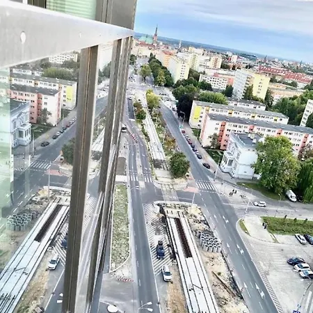 Hanza Tower 23 Pool & Jacussi *